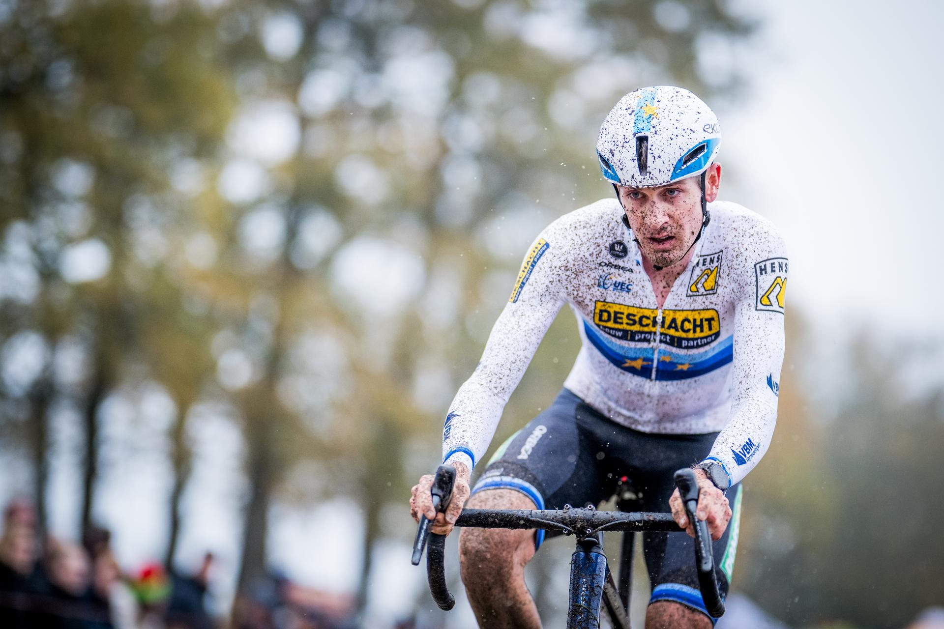 Belgian Toon Aerts pictured in action during the men's race of the Superprestige Merksplas cyclocross event, fourth stage (4/8) of the Superprestige cyclocross cycling competition, Saturday 15 November 2025, in Merksplas. BELGA PHOTO JASPER JACOBS