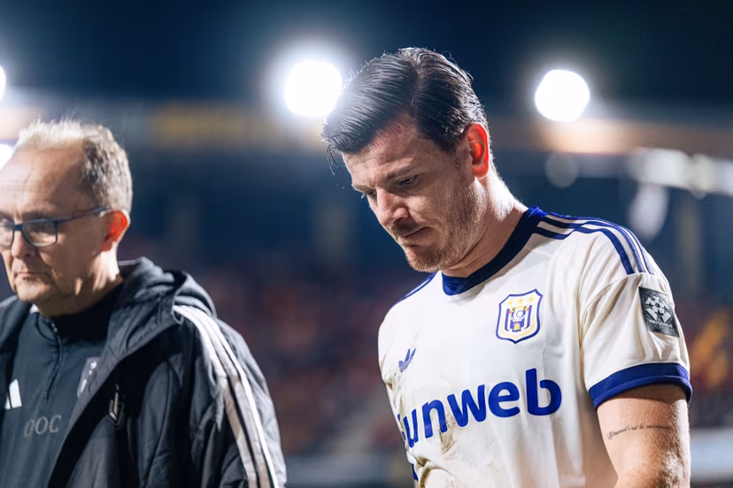 Anderlecht's Giulian Biancone left the pitch injured at a soccer match between KV Mechelen and RSC Anderlecht, Friday 11 September 2026 in Mechelen, on day 5 of the 2026-2027 'Jupiler Pro League' first division of the Belgian championship. BELGA PHOTO EMILE WINDAL