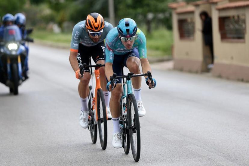 INEOS Grenadiers Italian rider Filippo Ganna (front) and XDS Astana Team Italian rider Alberto Bettiol ride during their breakaway during the 8th stage of the Giro d'Italia 2026 - Tour of Italy cycling race between Chieti and Fermo, central Italy on May 16, 2026. Luca Bettini / AFP