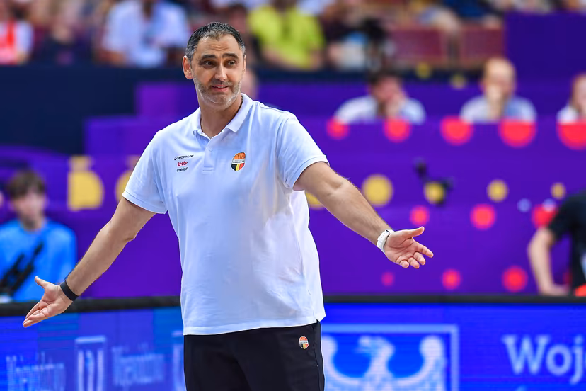 Belgium's head coach Dario Gjergja pictured during a basketball match between Belgium's national team Belgian Lions and France, Thursday 28 August 2025 in Katowice, Poland, the first game of the group stage of the Eurobasket 2025 European championships. BELGA PHOTO MARCIN BULANDA *** BELGIUM ONLY ***