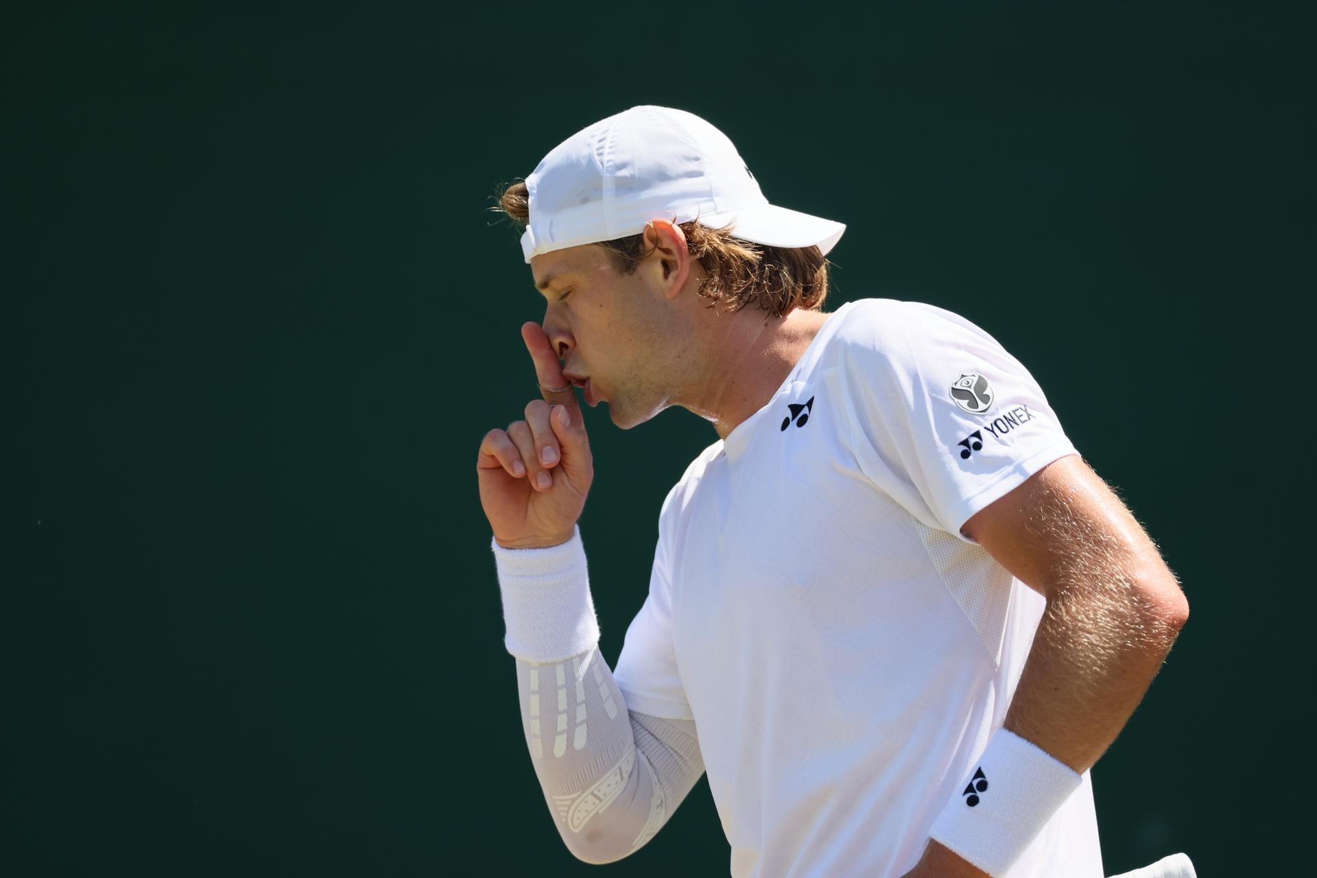 Belgian Zizou Bergs reacts during a second round game between Belgian Bergs and Portuguese Faria in the Men's singles at the Wimbledon grand slam tennis tournament in London, Britain, Thursday 02 July 2026. BELGA PHOTO BENOIT DOPPAGNE