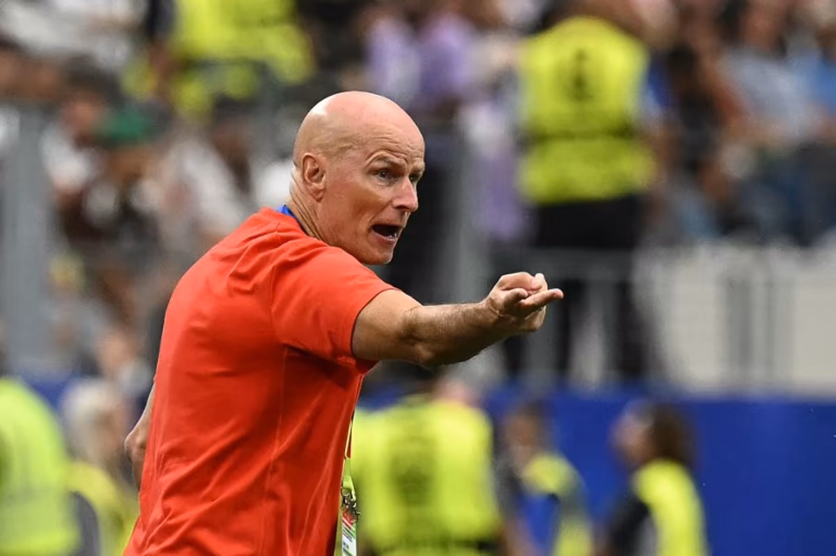 Norway's head coach Staale Solbakken gestures from the touchline during the 2026 World Cup round of 32 football match between Ivory Coast and Norway at the Dallas Stadium in Arlington on June 30, 2026. Paul ELLIS / AFP