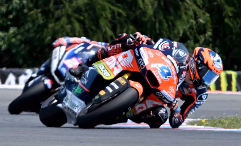 Team MT Helmets - MSi's Ivan Ortola races to win the Moto2 event prior to the MotoGP Grand Prix of Czechia in Brno, Czech Republic, on June 21, 2026. Michal Cizek / AFP
