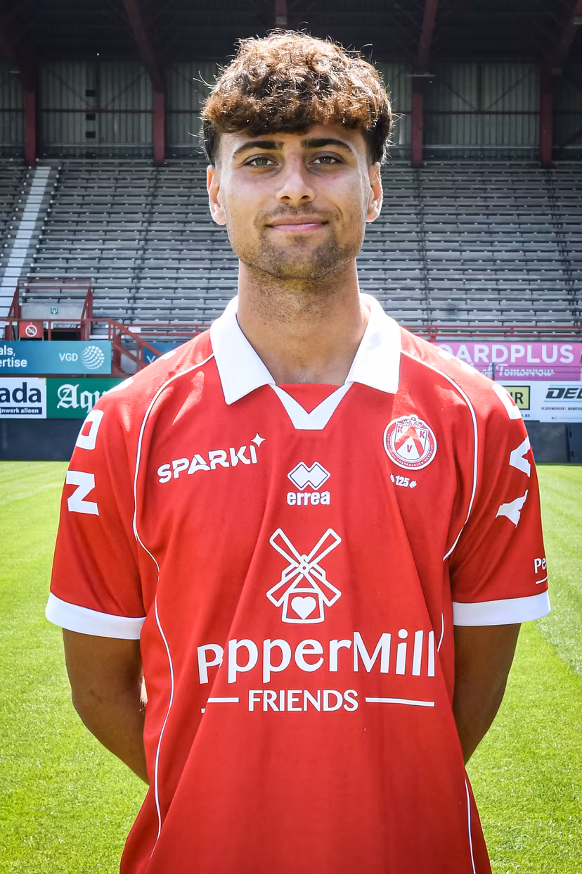 Kortrijk's Csanad Vilmos Denes pose for a picture, during the photoshoot for the 2026-2027 season of Belgian Jupiler Pro League soccer team KV Kortrijk, on Friday 17 July 2026 in Kortrijk. BELGA PHOTO JILL DELSAUX