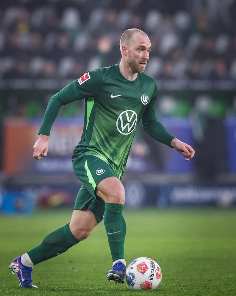 Wolfsburg's Danish midfielder #24 Christian Eriksen plays the ball during the German first division Bundesliga football match between VfL Wolfsburg and Borussia Dortmund in Wolfsburg, on February 7, 2026. Ronny HARTMANN / AFP