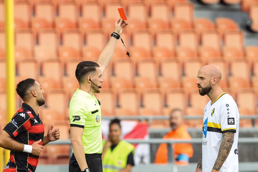 Lierse's Bryan Smeets receives a red card from the referee during a soccer match between RFC Seraing and Lierse SK, Sunday 30 August 2026 in Seraing, on day 3 of the 2026-2027 'Challenger Pro League' the second highest division of the Belgian championship. BELGA PHOTO BRUNO FAHY