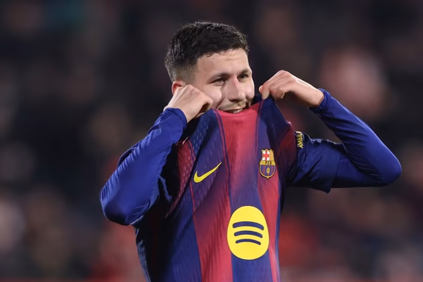 Barcelona's Swedish forward #19 Roony Bardghji reacts after losing during the Spanish league football match between Girona FC and FC Barcelona at Montilivi Stadium in Girona on February 16, 2026. Josep LAGO / AFP