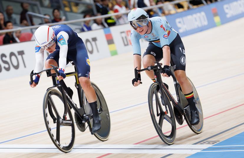 French Victoire Berteau and Belgian Lotte Kopecky pictured in action during the Elimination Race of the Women's Omnium event at the UCI Track Cycling World Championships in Shanghai, China on Friday 16 October 2026. The worlds are taking place from 14 to 18 October 2026. BELGA PHOTO BENOIT DOPPAGNE