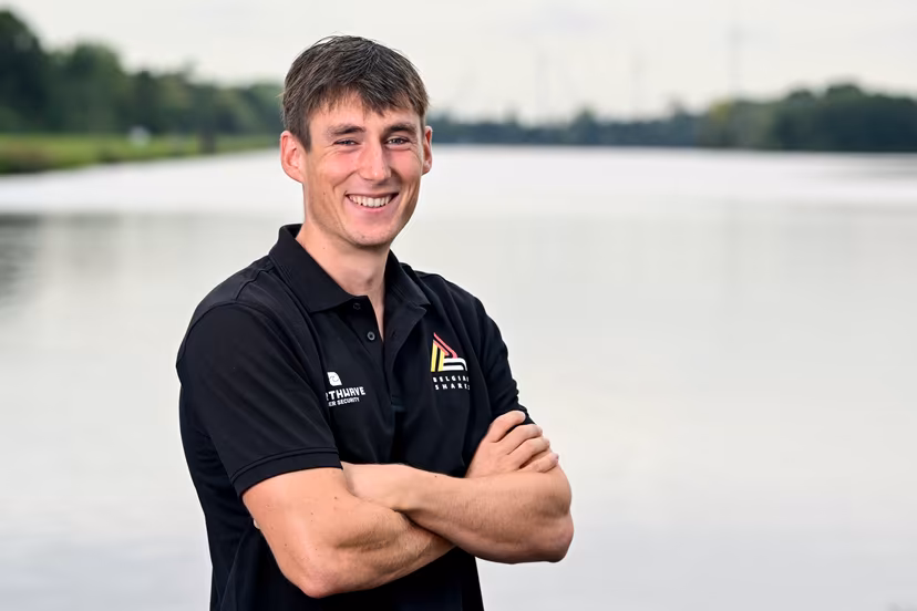 Belgian athlete Aaron Andries poses during a photoshoot organized by the 'Vlaamse Roeiliga' Flemish rowing federation, Tuesday 09 September 2025 in Willebroek, to present the athletes and new coaching staff that will take part to the World Championships in Shanghai (September 21-28). BELGA PHOTO DIRK WAEM