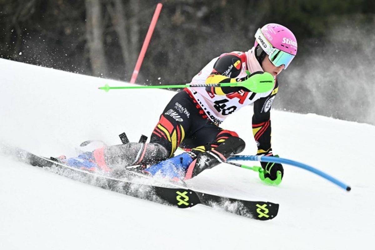 Belgium's Sam Maes races during the Men's slalom event of the FIS Alpine Skiing World Cup in Kitzbuehel, Austria, on January 25, 2026. Joe Klamar / AFP