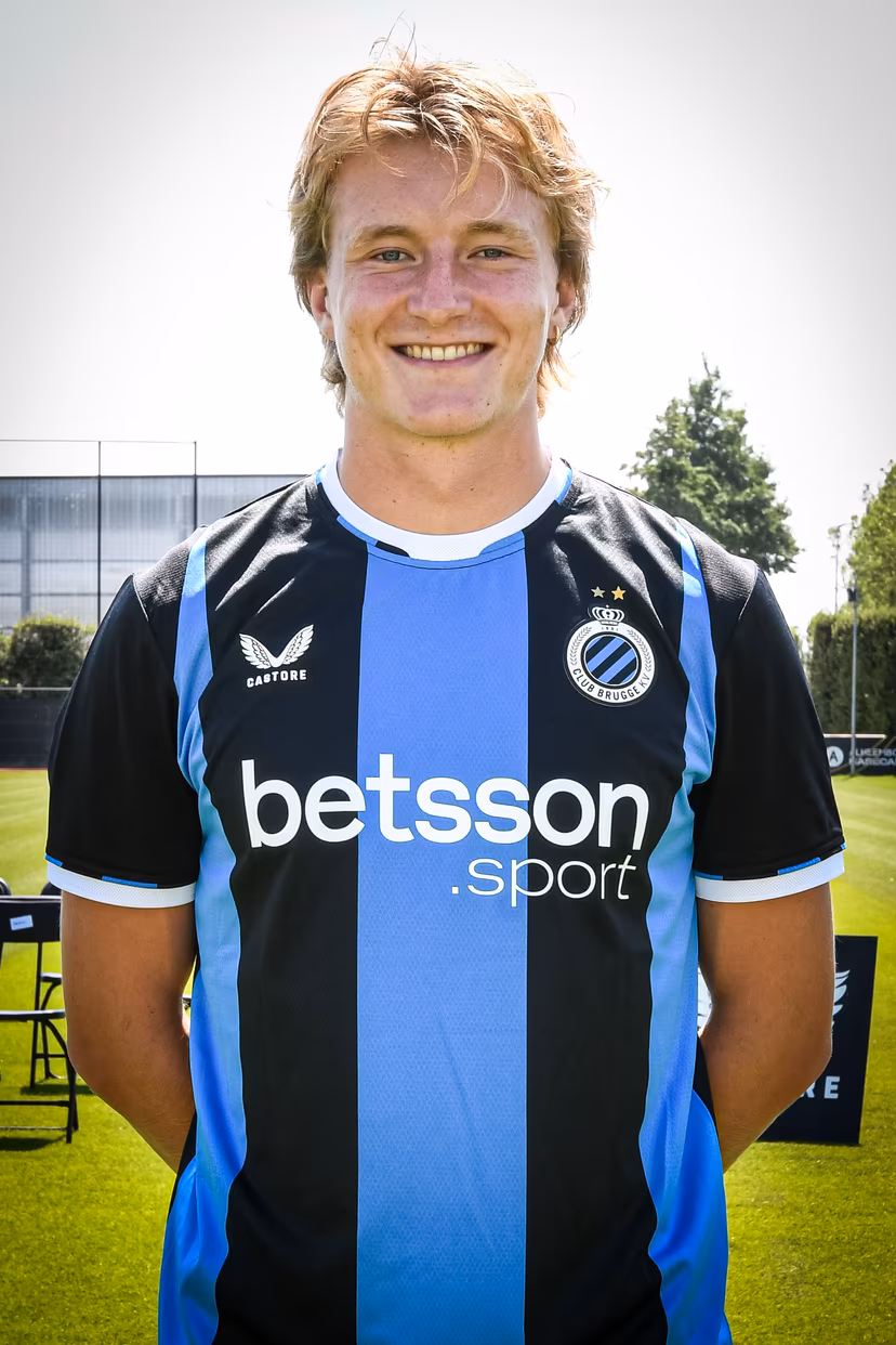 Club's Cisse Sandra pose for photographer, during the photoshoot of Belgian Jupiler Pro League soccer team Club Brugge, on Thursday 16 July 2026 in Knokke-Heist. BELGA PHOTO JILL DELSAUX