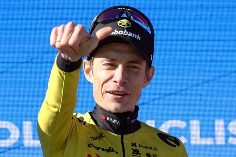 Stage winner Team Visma-Lease a bike's Danish rider Jonas Vingegaard celebrates on the podium after becoming the new overall ranking leader after the fifth stage of the 2026 Volta a Catalunya cycling tour of Catalonia, a 155,5 km race between La Seu d'Urgell and La Molina ski resort in Alp, on March 27, 2026. Josep LAGO / AFP