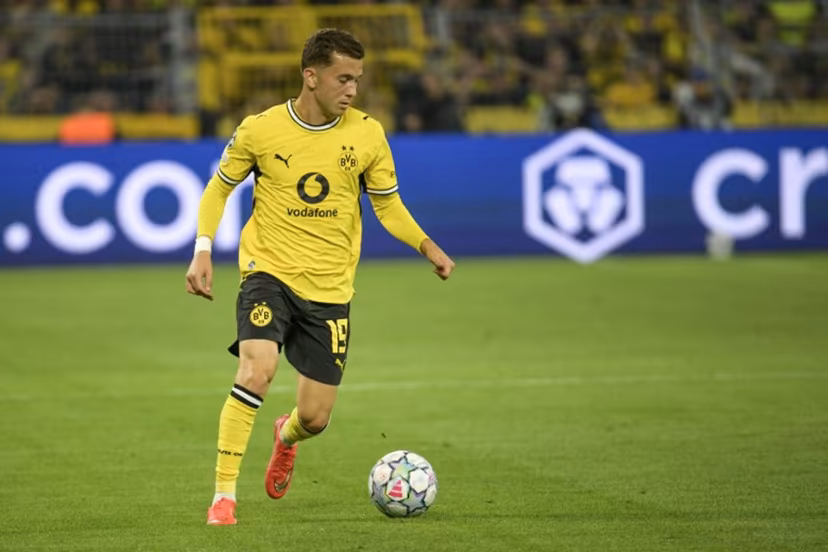 Borussia Dortmund's Greek midfielder #19 Konstantinos Karetsas plays the ball during the UEFA Champions League - League phase, Matchday 1 - football match between BVB Borussia Dortmund and Villarreal CF in Dortmund, western Germany, on September 8, 2026. Sascha Schuermann / AFP