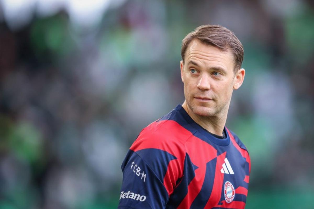 Bayern Munich's German goalkeeper #01 Manuel Neuer enters the pitch prior to the German first division Bundesliga football match between VfL Wolfsburg and FC Bayern Munich in Wolfsburg, on May 9, 2026. Ronny HARTMANN / AFP