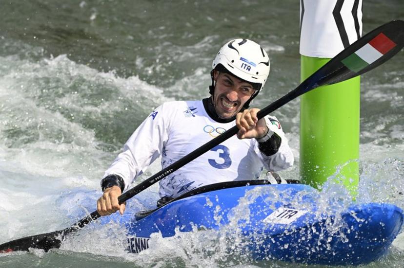 Italy's Giovanni De Gennaro competes in the men's kayak cross time trial canoe slalom competition at Vaires-sur-Marne Nautical Stadium in Vaires-sur-Marne during the Paris 2024 Olympic Games on August 2, 2024. Olivier MORIN / AFP