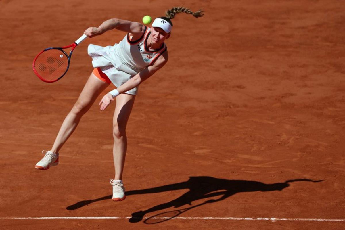 Kazakhstan's Elena Rybakina serves to Ukraine's Yuliia Starodubtseva during their women's singles match on day 4 of the French Open tennis tournament on Court Suzanne-Lenglen at the Roland-Garros Complex in Paris on May 27, 2026. ALAIN JOCARD / AFP