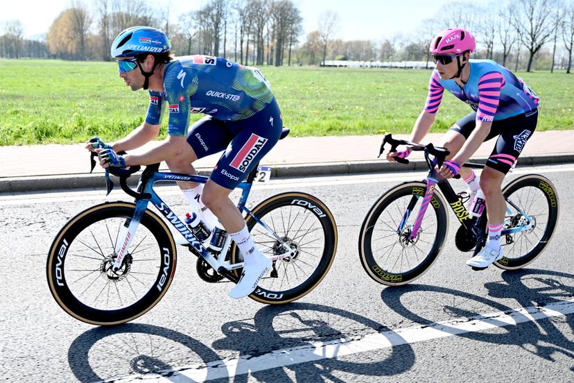 Belgian Ceriel Desal of Soudal Quick-Step and Belgian Abram Stockman of Unibet Rose Rockets pictured in action during the men's race of the 'Scheldeprijs' one day cycling event, 205,2km from Terneuzen, the Netherlands to Schoten, Belgium on Wednesday 08 April 2026. BELGA PHOTO MAARTEN STRAETEMANS