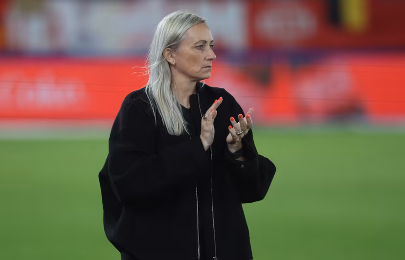 Belgium's head coach Elisabet Gunnarsdottir gestures during a soccer game between Belgium's national women's team the Red Flames and Poland, on Friday 9 October 2026 in Leuven, the first leg of the play-off for the 2027 FIFA Women's World Cup. BELGA PHOTO VIRGINIE LEFOUR