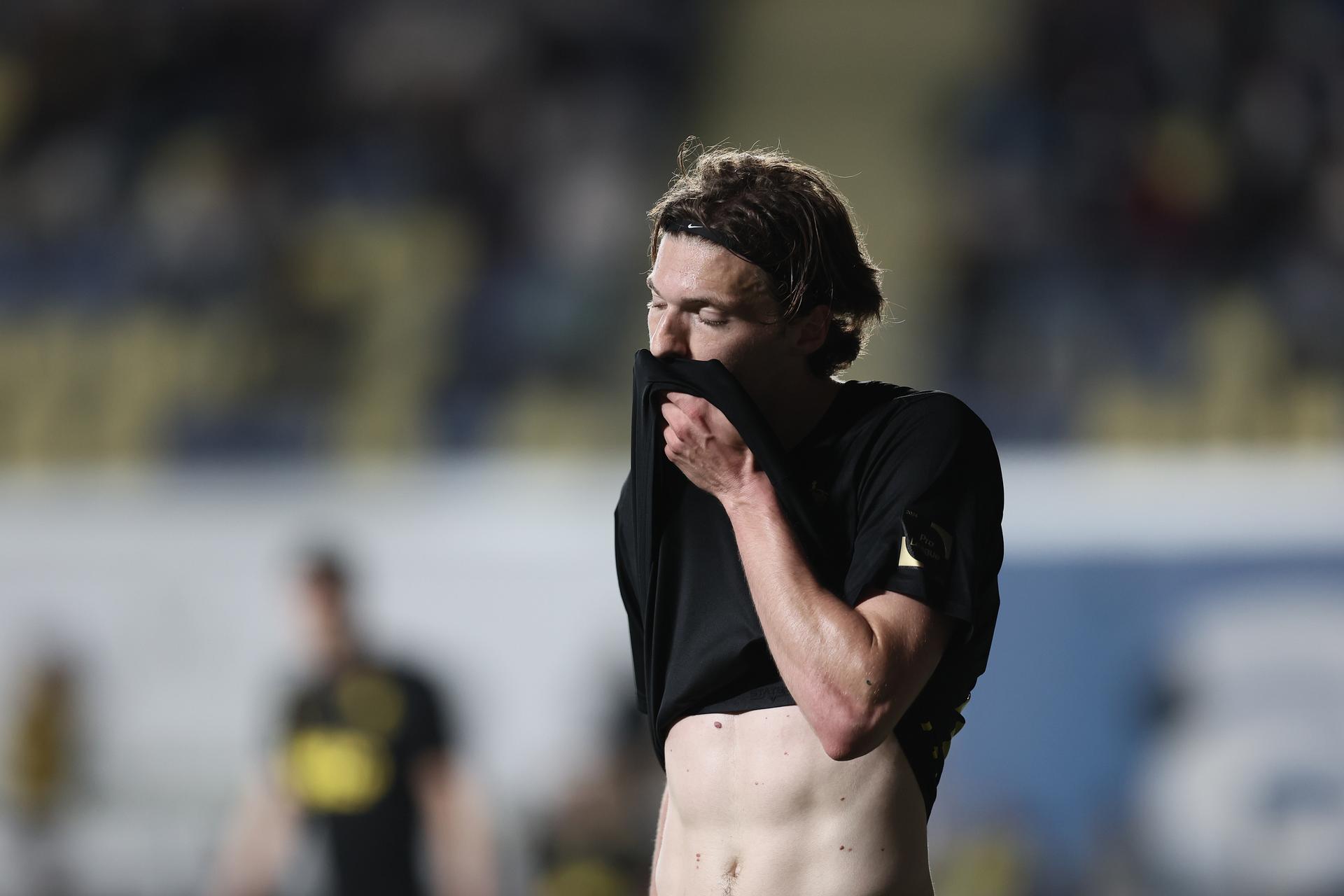 Union's Fedde Leysen reacts during a soccer match between Sint-Truiden VV and Royale Union Saint-Gilloise, Saturday 02 May 2026 in Sint-Truiden, on the sixth day of the Champion's Play-offs of the 2025-2026 'Jupiler Pro League' first division of the Belgian championship. BELGA PHOTO BRUNO FAHY
