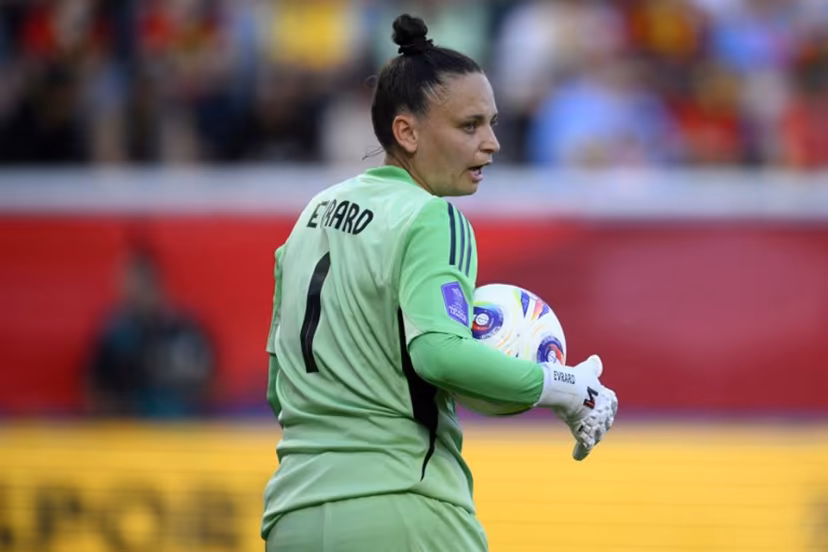 Belgium's goalkeeper #01 Nicky Evrard holds the ball during the UEFA Women's Nations League group A3 football match between Belgium and Spain at the King Power at Den Dreef Stadium, in Leuven on May 30, 2025. JOHN THYS / AFP
