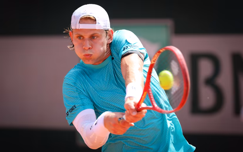 Belgian Zizou Bergs pictured in action during a first round match in the men's singles between Czech Machak and Belgian at the Roland Garros French Open tennis tournament, in Paris, France, Sunday 24 May 2026. This year's tournament takes place from 18 May to 07 June. BELGA PHOTO VIRGINIE LEFOUR