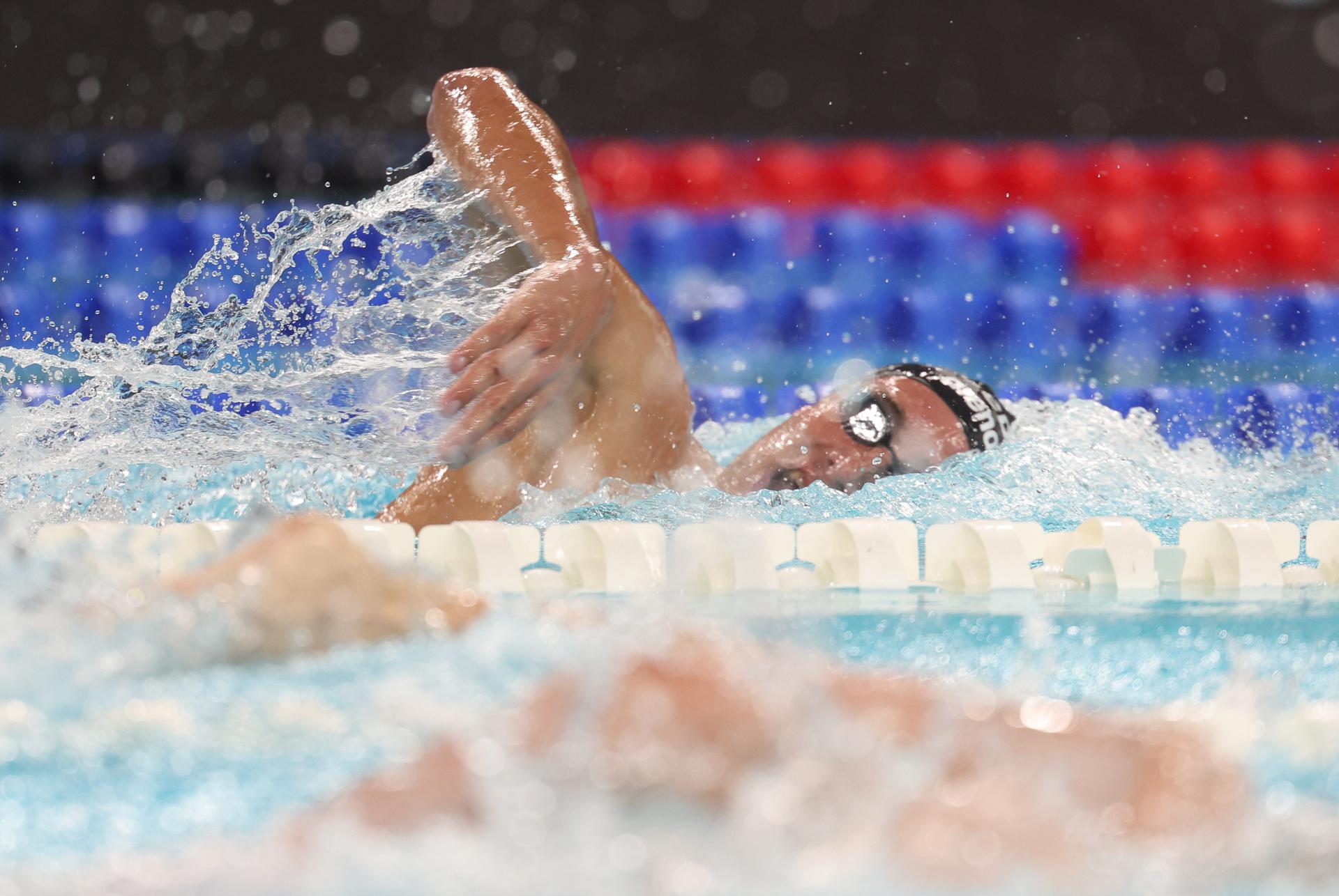 Belgian athlete Lucas Henveaux pictured in action during the final of the Men's 400 m freestyle race on the last day of the European Aquatics Championships in Paris, France on Sunday 16 August 2026. BELGA PHOTO VIRGINIE LEFOUR