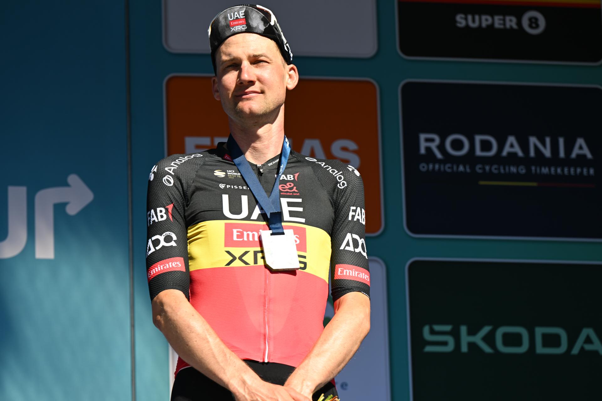 Belgian Tim Wellens of UAE Team Emirates pictured on the podium of the general ranking after the fifth and last stage of the 'Renewi Tour' multi-stage cycling race, 185km from and to Leuven on Sunday 24 August 2025. The five-day race takes place in Belgium and the Netherlands. BELGA PHOTO DAVID PINTENS