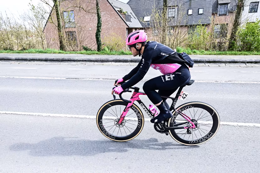 Italian Vincenzo Albanese of EF Education-EasyPost pictured in action during the 'Ronde van Brugge' men's elite one-day cycling race, 202,9 km from and to Brugge on Wednesday 25 March 2026. BELGA PHOTO MAARTEN STRAETEMANS