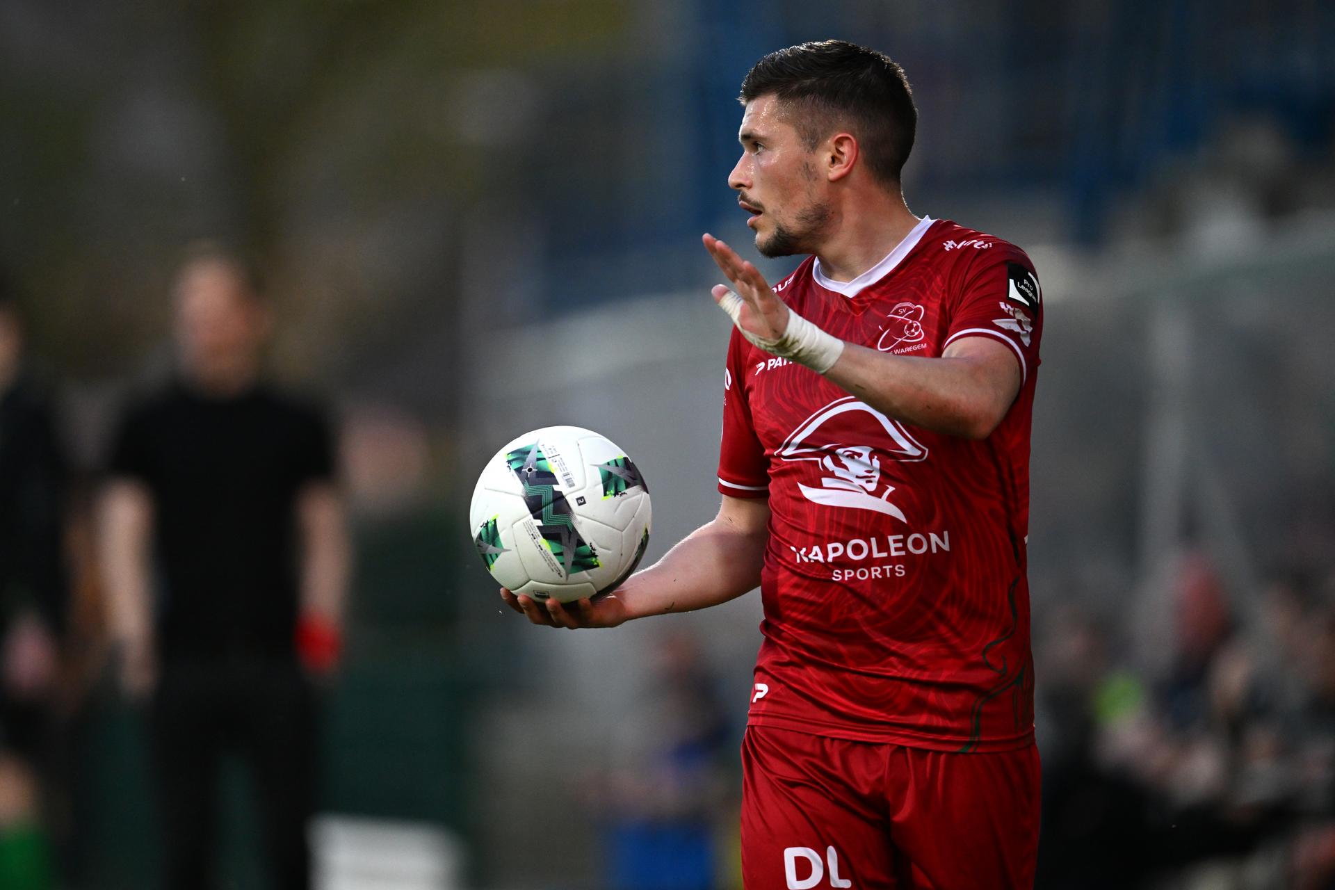 Essevee's Alessandro Ciranni pictured during a soccer match between Dender EH and SV Zulte Waregem, Saturday 13 April 2024 in Denderleeuw, on day 29/30 of the 2023-2024 'Challenger Pro League' second division of the Belgian championship. BELGA PHOTO JOHN THYS