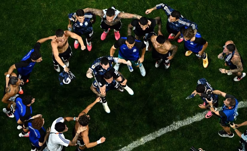 Argentina's forward #10 Lionel Messi and teammates celebrate after winning the 2026 World Cup football tournament semi-final match against England at the Atlanta Stadium in Atlanta on July 15, 2026. Jewel SAMAD / AFP