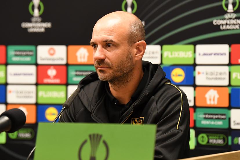 STVV's head coach Frederic De Meyer pictured during a press conference of Belgian soccer team Sint-Truidense VV, Wednesday 14 October 2026 in Sint-Truiden. The team is preparing for the opening match of the UEFA Conference League league phase against Georgian FC Iberia 1999 Tbilisi tomorrow. BELGA PHOTO JILL DELSAUX