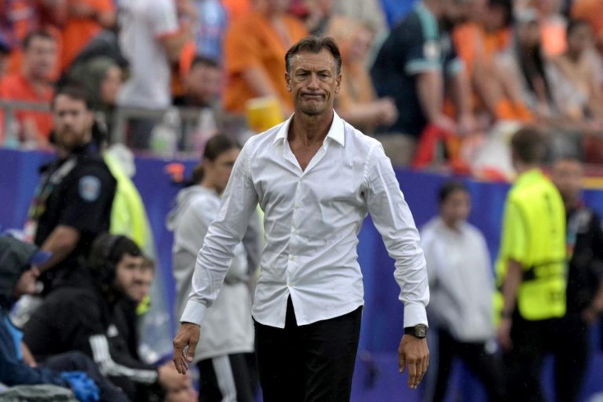 Tunisia's French head coach Herve Renard gestures during the 2026 World Cup Group F football match between Tunisia and the Netherlands at the Kansas City Stadium in Kansas City on June 25, 2026. Juan MABROMATA / AFP