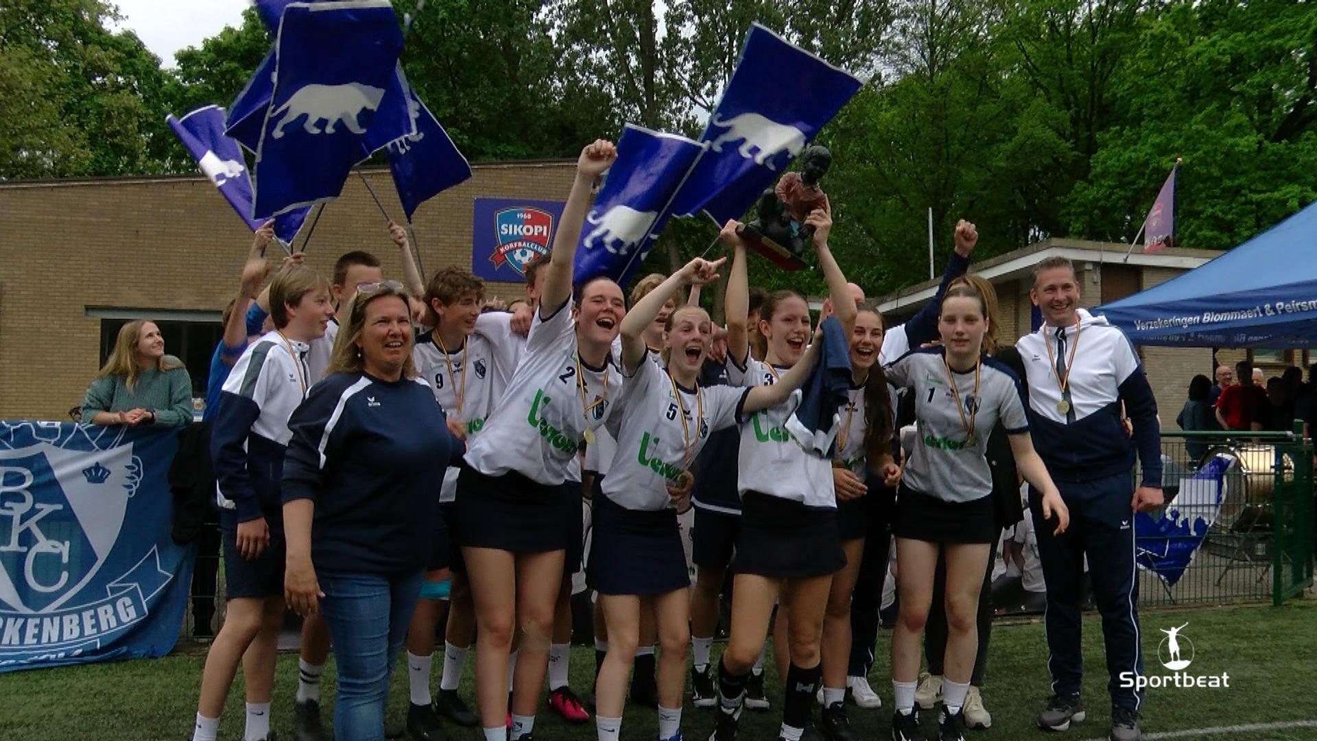De hoogtepunten uit de U17 finale tussen Borgerhout vs Boeckenberg bekijk je hier terug