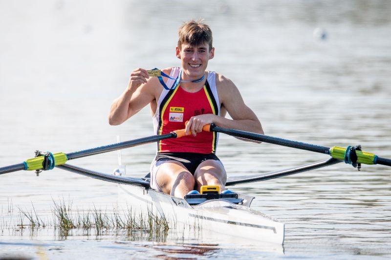 Goud op EK Junioren te München Roeien - Hij doet het wel....