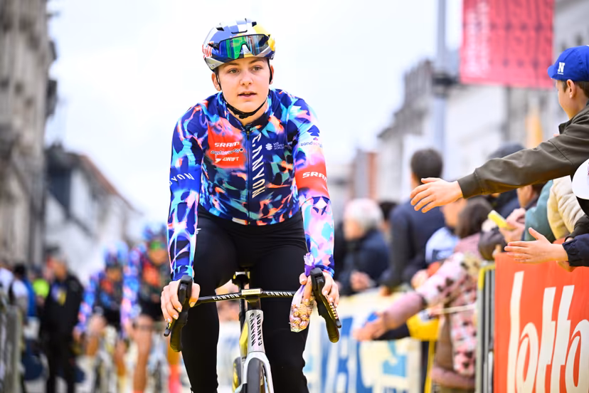 British Zoe Backstedt of Canyon-SRAM pictured at the start of the women's race of the 'Ronde van Vlaanderen/ Tour des Flandres/ Tour of Flanders' UCI WorldTour one day cycling race, 164,1 km with start and finish in Oudenaarde, Sunday 05 April 2026. BELGA PHOTO JASPER JACOBS