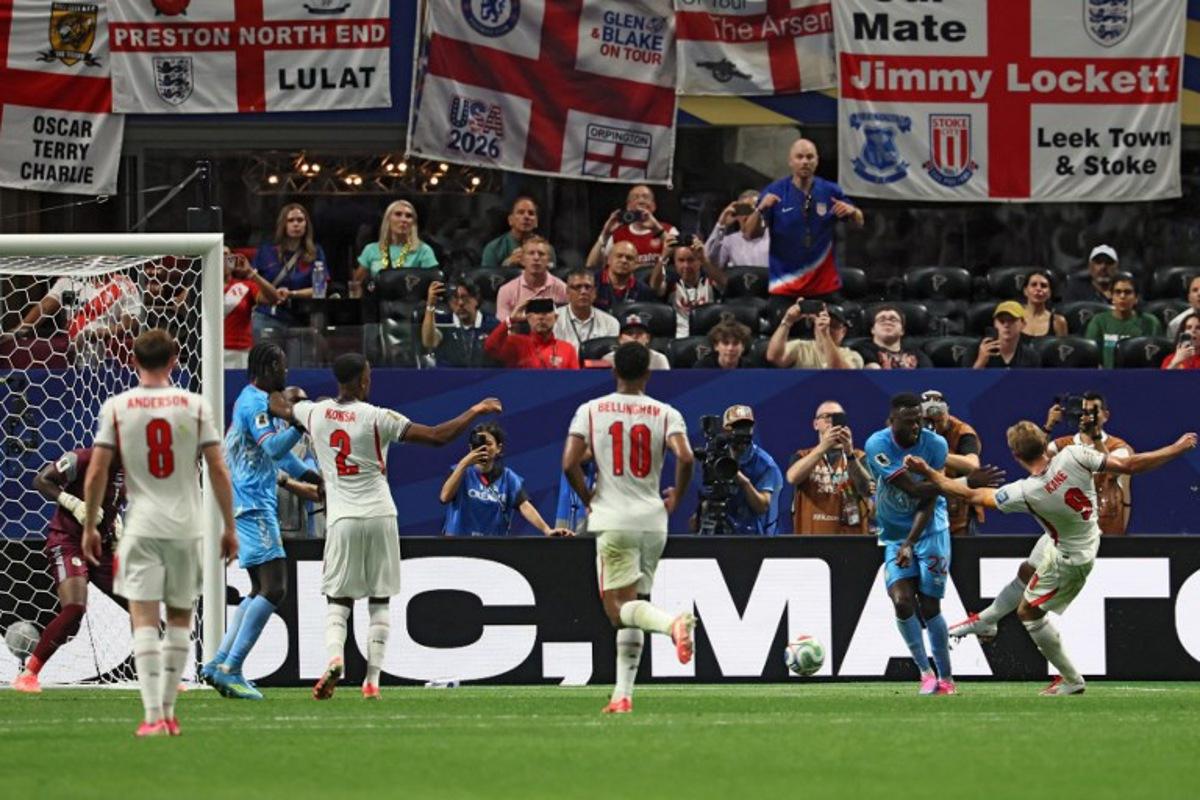 England's forward #09 Harry Kane and Congo DR's defender #22 Chancel Mbemba fight for the ball next to Congo DR's defender #04 Axel Tuanzebe, England's defender #02 Ezri Konsa and England's midfielder #10 Jude Bellingham during the 2026 World Cup round of 32 match football between England and the Democratic Republic of Congo at the Atlanta Stadium in Atlanta on July 1, 2026. Odd ANDERSEN / AFP