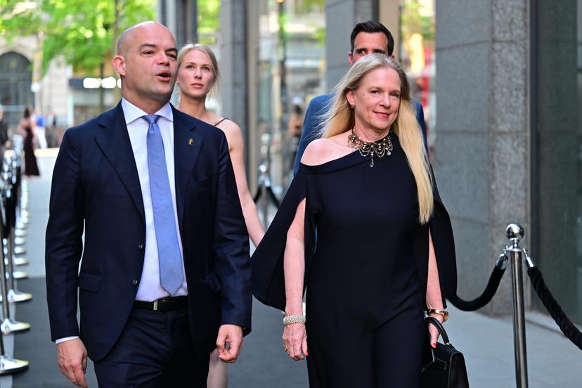 RBFA CEO Peter Willems and RBFA chairwoman Pascale Van Damme arrive for the Pro League Awards 2026, for the best players in the 1st and 2nd divisions of the 2025-2026 Belgian soccer championships, on Monday 25 May 2026, in Antwerp. BELGA PHOTO DIRK WAEM
