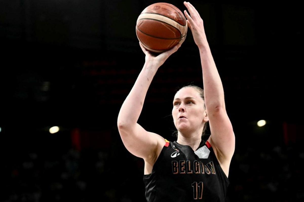 Belgium's power forward Emma Meesseman shoots the ball during the FIBA Women's EuroBasket 2025 final match between Spain and Belgium at the Peace and Friendship Stadium in Athens on June 29, 2025. Angelos Tzortzinis / AFP