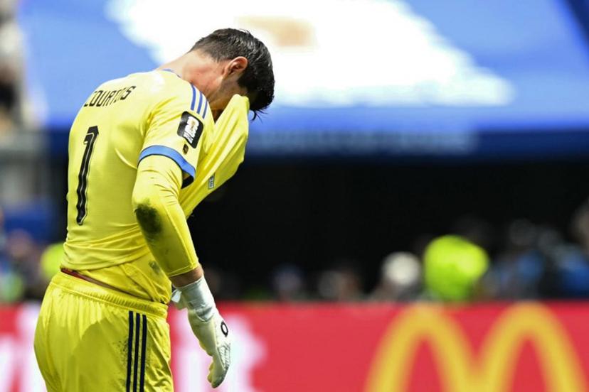 Belgium's goalkeeper #01 Thibaut Courtois leaves the pitch after an injury during the 2026 World Cup football tournament quarter-final match between Spain and Belgium at the Los Angeles Stadium in Inglewood on July 10, 2026. Paul ELLIS / AFP