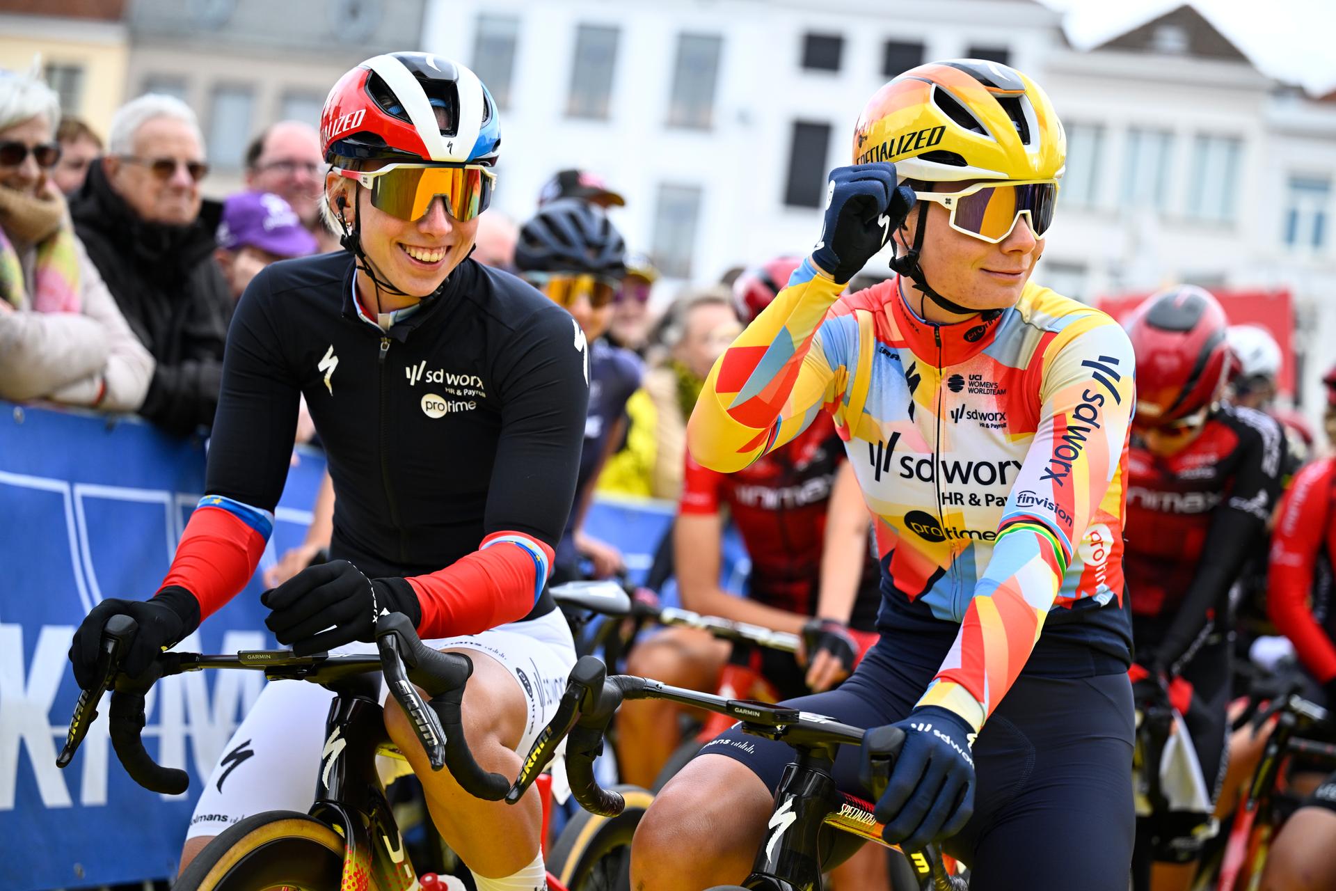 Dutch Lorena Wiebes of SD Worx-Protime and Belgian Lotte Kopecky of SD Worx-Protime pictured at the start of the women's race of the 'Ronde van Vlaanderen/ Tour des Flandres/ Tour of Flanders' UCI WorldTour one day cycling race, 164,1 km with start and finish in Oudenaarde, Sunday 05 April 2026. BELGA PHOTO JASPER JACOBS