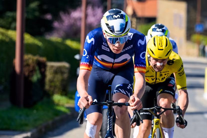 Spanish Ivan Romeo Abad of Movistar Team and Belgian Victor Campenaerts of Team Visma-Lease a Bike pictured in action during the fifth stage of 84th edition of the Paris-Nice cycling race, a race from Cormoranche-sur-Saone to Colombier-le-Vieux (205,4km), on Thursday 12 March 2026. BELGA PHOTO DAVID PINTENS