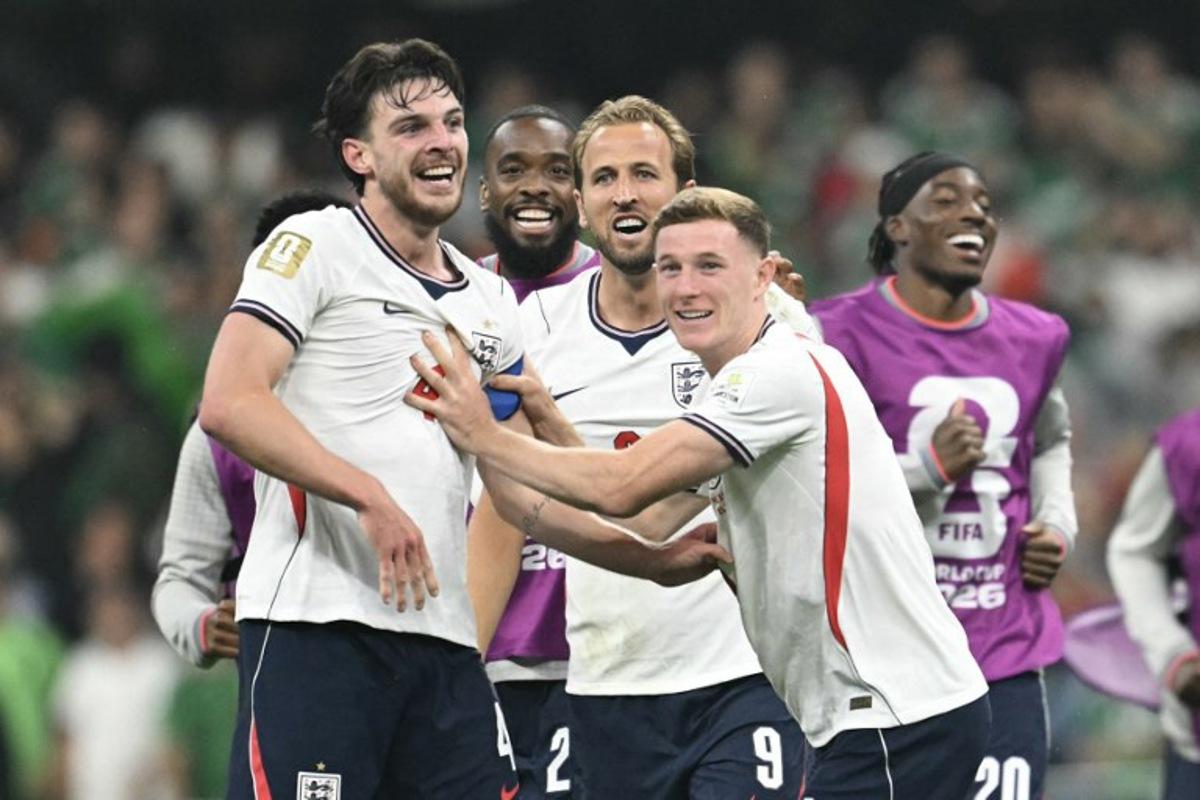 England's midfielder #04 Declan Rice and England's forward #09 Harry Kane celebrate after winning the 2026 World Cup round of 16 football match between Mexico and England at the Mexico City Stadium in Mexico City on July 5, 2026. Yuri CORTEZ / AFP