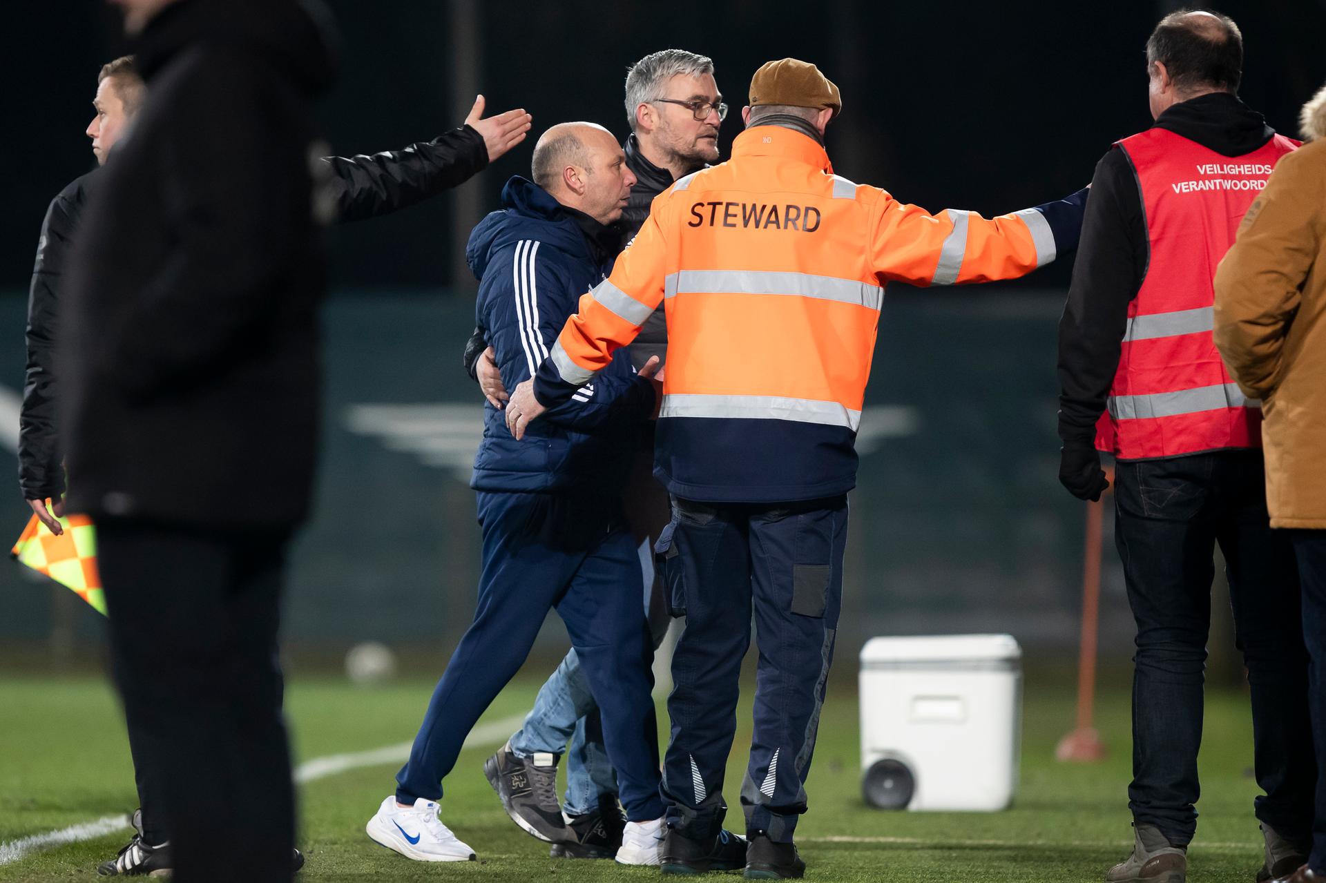 Eupen's head coach Bruno Pinheiro leaves the field after receiving a red card during a soccer game between Lommel SK and KAS Eupen, Saturday 24 January 2026 in Lommel, on day 21 (out of 30) of the 2025-2026 'Challenger Pro League' 1B second division of the Belgian championship. BELGA PHOTO KRISTOF VAN ACCOM