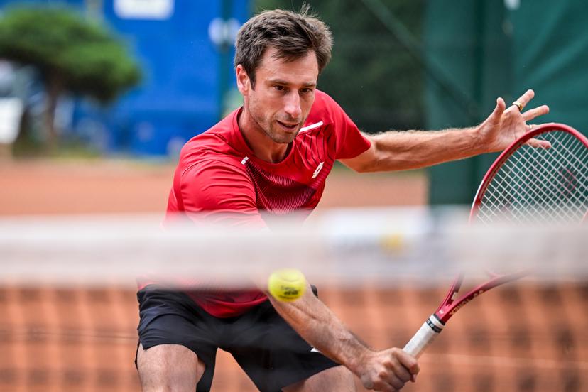 Belgian Sander Gille is pictured in action during a training practice at the 'WAC Wiener Athletic Club' stadium, in preparation of the Davis Cup quelifiers between Belgium and Austria, in Vienna, on Thursday 17 September 2026. BELGA PHOTO DAVID PINTENS