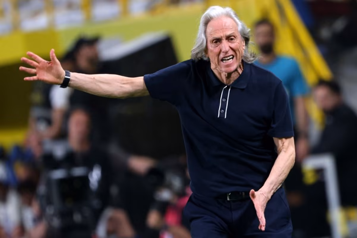 Nassr's head coach Jorge Jesus shouts directions to his team players during the Saudi Pro League football match between Al-Nassr and Damac at the Al-Awwal Park Stadium in Riyadh on May 21, 2026. Fayez NURELDINE / AFP