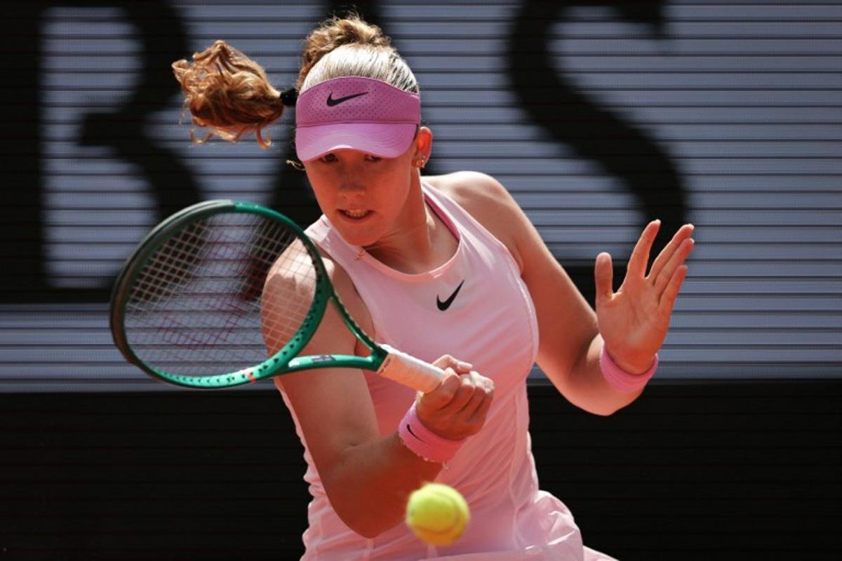 Poland's Maja Chwalinska plays a forehand return to Russia's Mirra Andreeva during their women's final singles match on day 14 of the French Open tennis tournament on Court Philippe-Chatrier at the Roland-Garros Complex in Paris on June 6, 2026. Thomas SAMSON / AFP