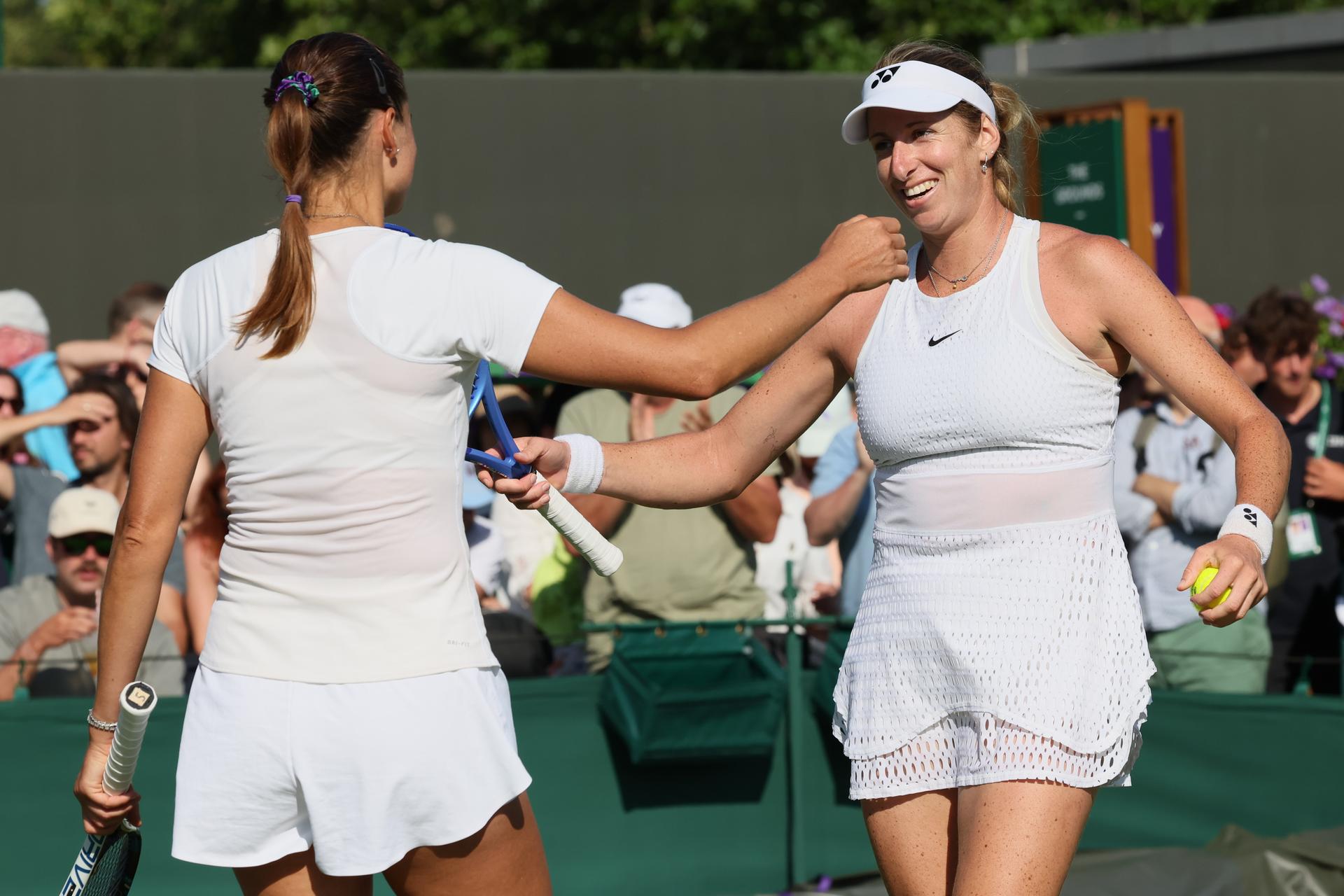 Alexandra Panova and Belgian Magali Kempen celebrate after winning a tennis match against US-Polish pair Jovic-Linette in the first round of the Women's doubles at the Wimbledon grand slam tennis tournament in London, Britain, Thursday 02 July 2026. BELGA PHOTO BENOIT DOPPAGNE