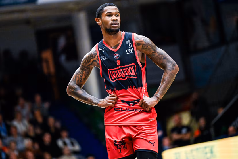 Spirou's Zeb Jackson pictured during a basketball match between Spirou Charleroi and Okapi Aalst, Saturday 22 November 2025 in Aalst, on day 9 of the 'BNXT League' Belgian/ Dutch first division basket championship. BELGA PHOTO TOM GOYVAERTS